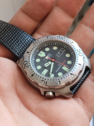 Reloj Citizen Diver's 200M Automático