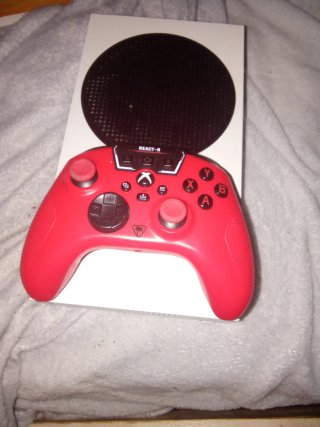 Xbox Series S Blanca + Mando No Oficial