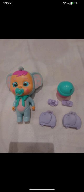 9 Bebés Llorones con Accesorios