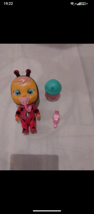 9 Bebés Llorones con Accesorios