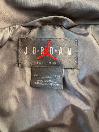 Chaqueta Jordan Negra
