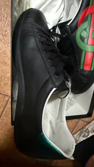 Zapatos Gucci Negros y Verdes