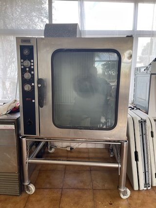 Horno Gas Butano 10 Bandejas. Profesional de acero