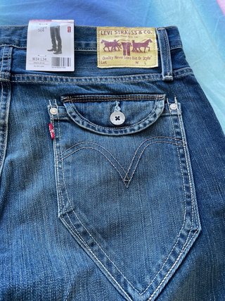 LEVI’S 504 tejanos de chico. Nuevos