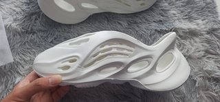 adidas Yeezy Foam Runner Ararat White Talla 42 EU