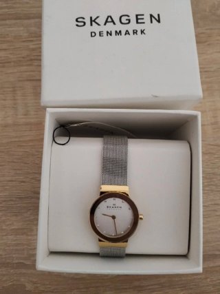 Reloj Skagen Mujer Oro y Plata