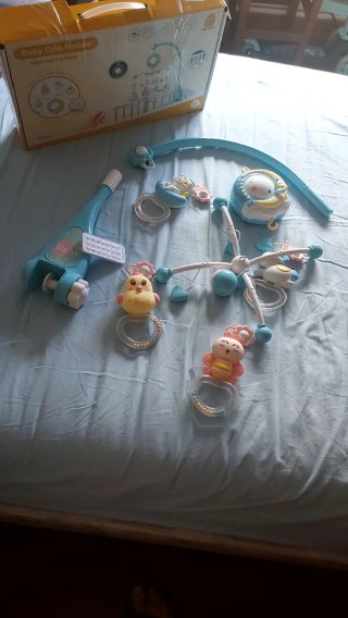 Móvil Cuna Bebé Musical Juguetes Colgantes