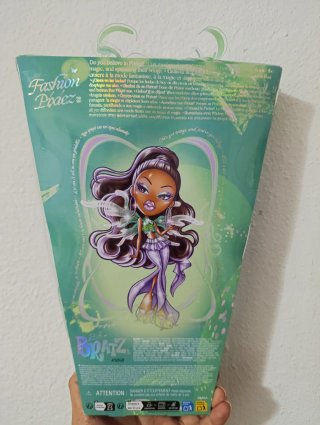 Muñeca Bratz Sasha Fashion Pixiez