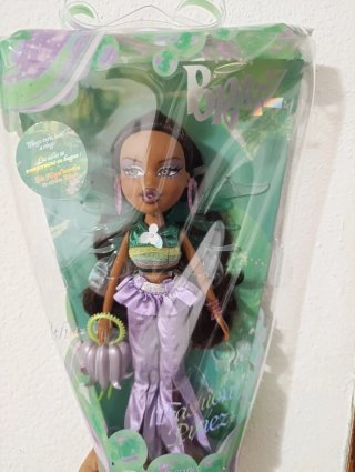 Muñeca Bratz Sasha Fashion Pixiez