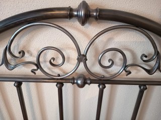 Cabezal de cama 130 cm latón estaño
