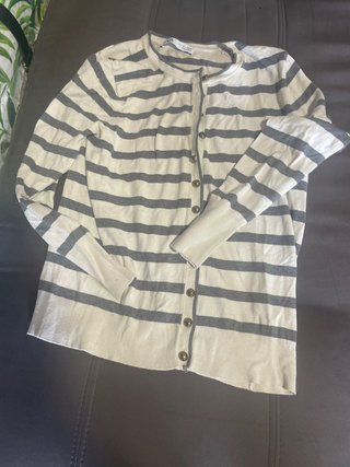 Chaqueta Zara Rayas Grises y Blancas
