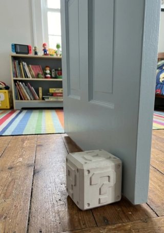 Cubo fermaporte Super Mario Bros