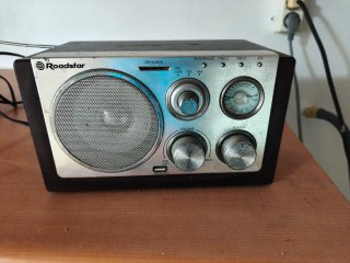 Radio Roadstar Plata y Negra