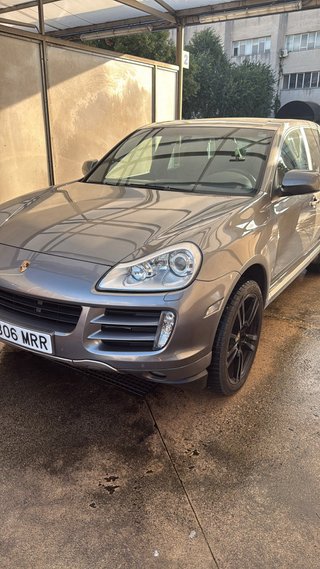 Porsche Cayenne recién revisado