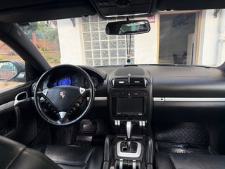 Porsche Cayenne recién revisado