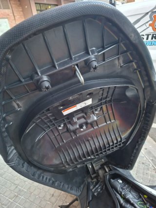Asiento Suzuki Burgman Executive 125/200