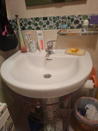 Lavabo de cerámica blanco
