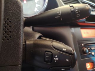 Peugeot 3008 2011