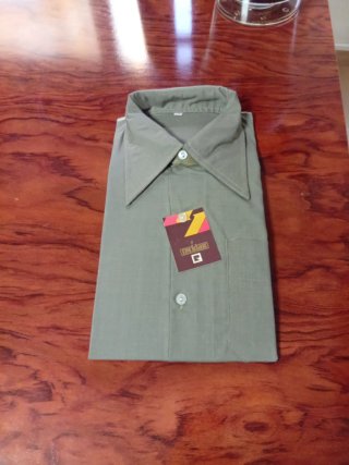 Camisa caballero manga larga verde