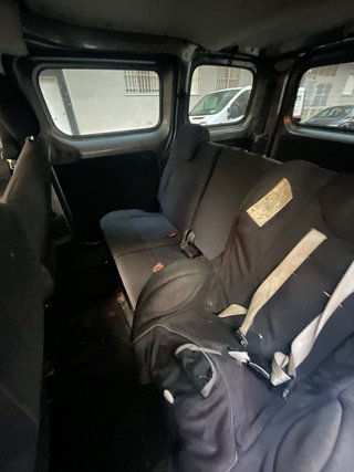 Nissan NV200 2013