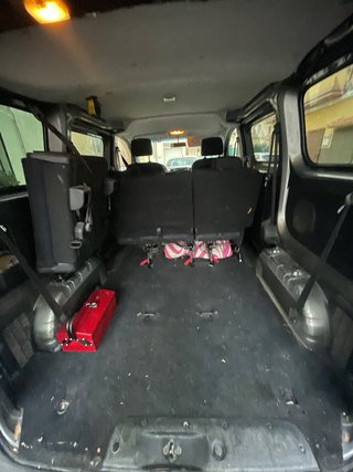 Nissan NV200 2013