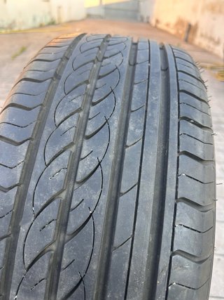 2 Neumáticos 205/50 R17 Como nuevo