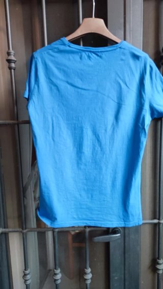 T-shirt blu con stampa mostro blu di Rainbow