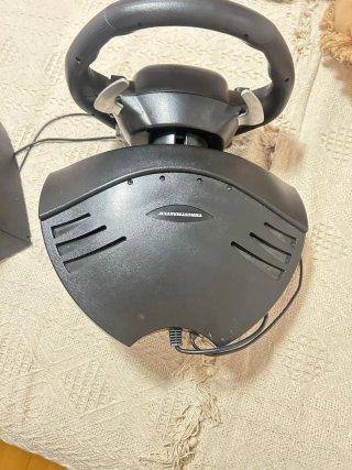 Volante Thrustmaster Ferrari GTB