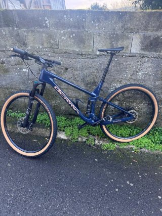 Bicicleta Berria Mako Carbono
