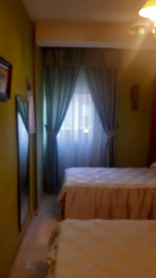 Dormitorio juvenil completo con 2 camas abatibles.