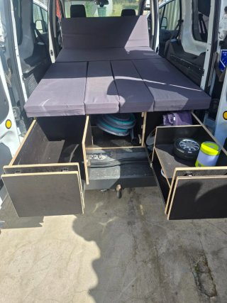 Ford Grand Tourneo Camperizada