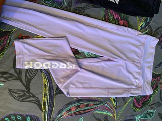 Lote de ropa deportiva