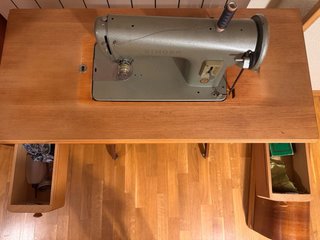 Máquina de Coser Singer Antigua