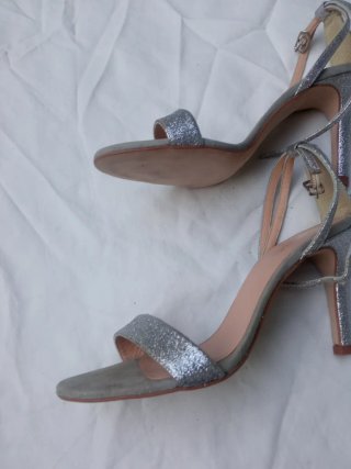 Zapatos de tacón Gina plateados