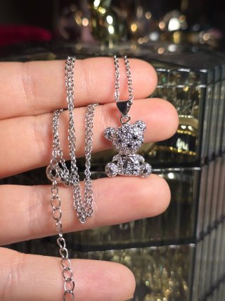 Collana orsetto con cristalli placcata argento