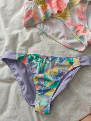 Bañador Decathlon estampado tropical
