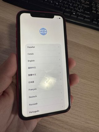 iPhone 11 64GB Rojo Batería 71%