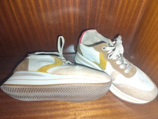 Zapatillas Zara Talla 38 Beige y Marrón
