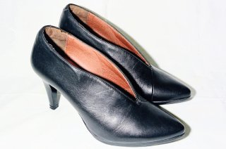 Zapatos de tacón negros para mujer