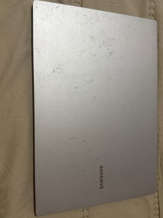 Samsung Galaxy Book Go Plata