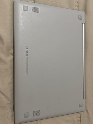 Samsung Galaxy Book Go Plata