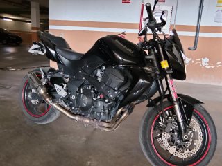 Kawasaki Naked Negra