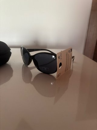 Occhiali da sole neri