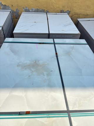 Cerámica  azulejos,gres ,suelo  para reformas