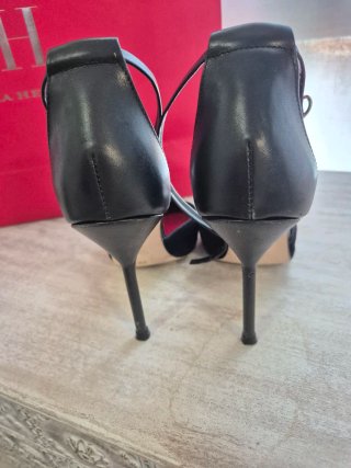 Zapatos de tacón Carolina Herrera negros