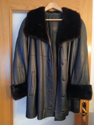 Chaquetón de piel para señora
