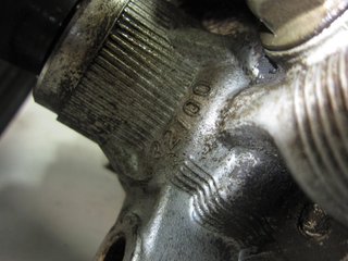 BOMBA DIRECCION TOYOTA AVENSIS WAGON (T22) 32100