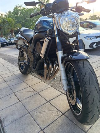 Yamaha FZ6 Naked Azul/Negro