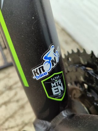 Bicicleta de Montaña Negra y Verde