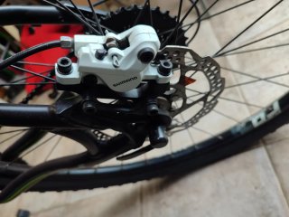 Bicicleta de Montaña Negra y Verde